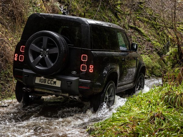 LandRover Defender V8 2021 05