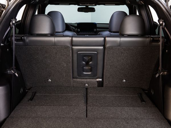 Mitsubishi Outlander 2021 05