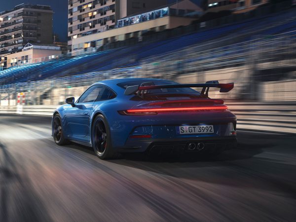 Porsche 911 GT3 2021 02
