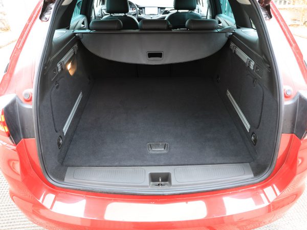 Opel Astra Ultimate Sports Tourer 1,5 CDTI AT
