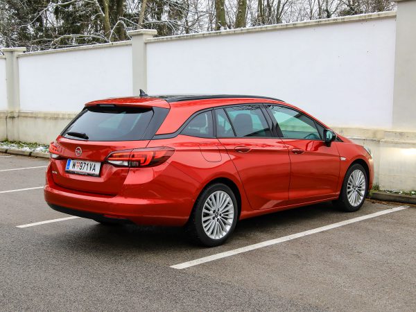 Opel Astra Ultimate Sports Tourer 1,5 CDTI AT