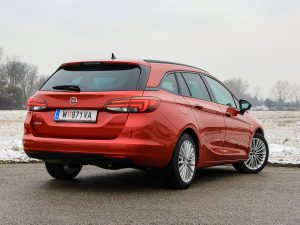 Opel Astra Ultimate Sports Tourer 1,5 CDTI AT