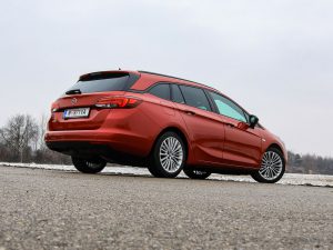 Opel Astra Ultimate Sports Tourer 1,5 CDTI AT