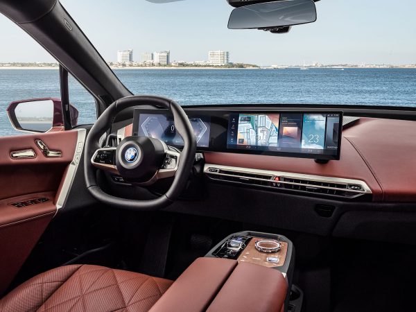 BMW iX 2021 04