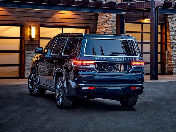 Jeep Grand Wagoneer 2021 06
