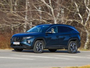 Hyundai Tucson 1,6 T-GDi HEV 4WD AT