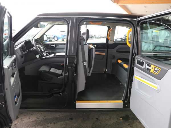 LEVC TX Shuttle
