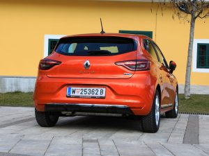 Renault Clio Intens E-TECH 140