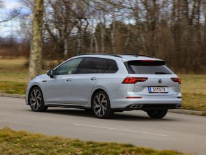 VW Golf Variant R-Line TDI DSG