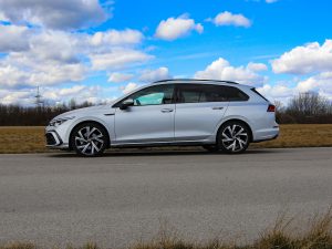 VW Golf Variant R-Line TDI DSG
