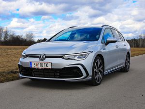 VW Golf Variant R-Line TDI DSG