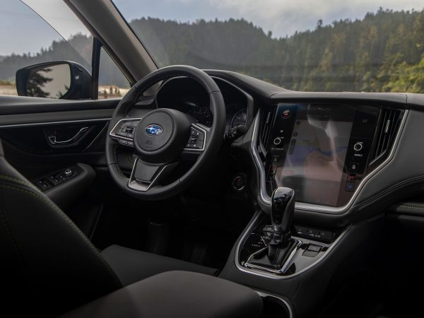 Subaru Outback 2021 03