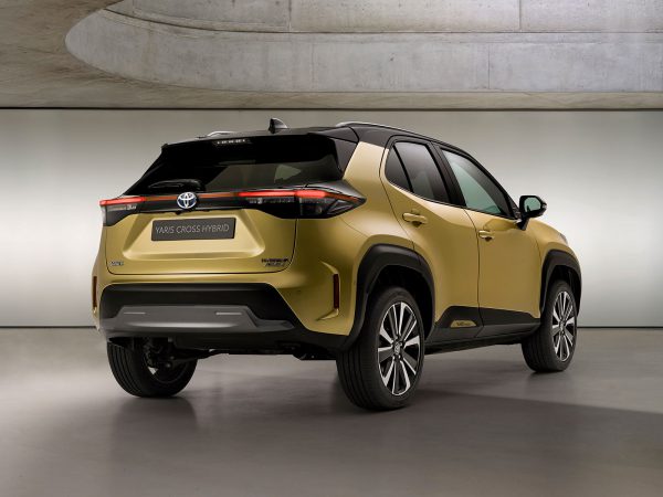 Toyota Yaris Cross Adventure 2021 02