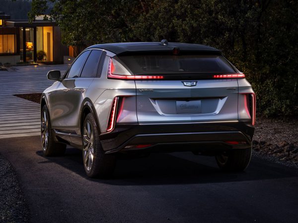 Cadillac Lyriq 2021 02