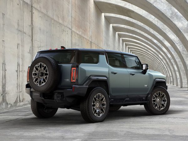 Hummer EV SUV 2021 02