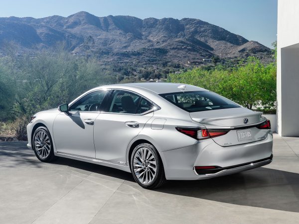 Lexus ES Facelift 2021 02