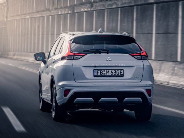 Mitsubishi Eclipse Cross PHEV 2021 05