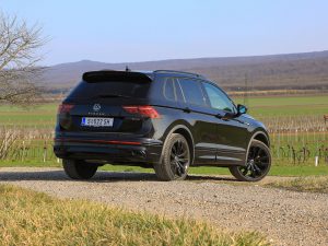 VW Tiguan R-Line TDI 4Motion DSG
