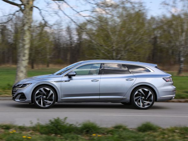 VW Arteon Shooting Brake R-Line TDI DSG 4Motion