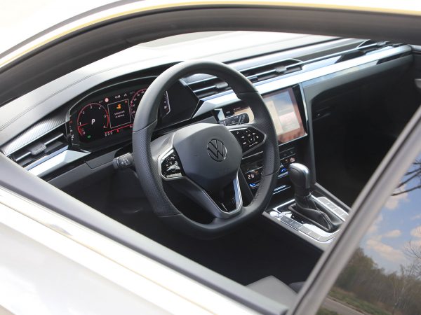 VW Arteon Shooting Brake R-Line TDI DSG 4Motion
