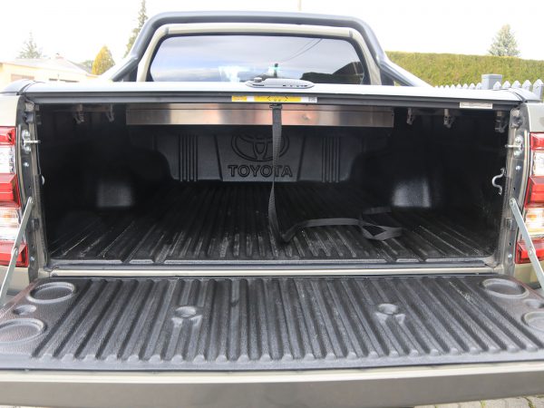 Toyota Hilux 2,8D-4D DC 4WD Invincible AT