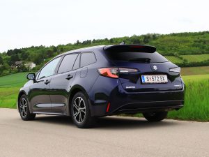 Suzuki Swace 1,8 Hybrid CVT