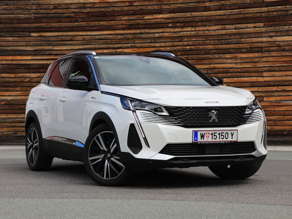 Peugeot 3008 GT Pack Hybrid4 300 EAT8