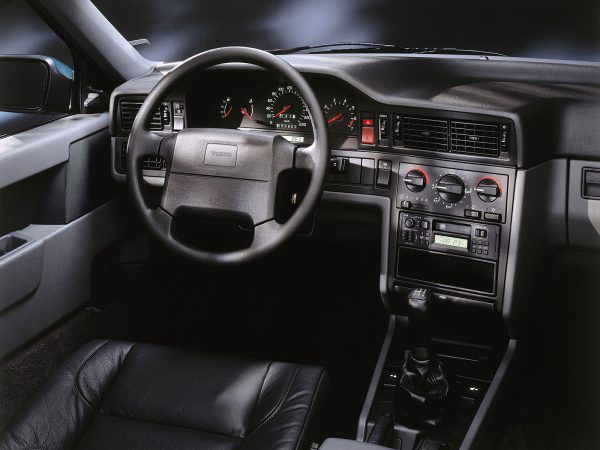 6447 Volvo 850 1993