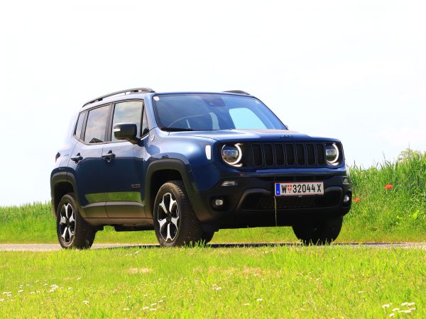 Jeep Renegade Trailhawk 4xe