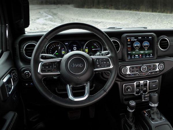 Jeep Wrangler Sahara Rubicon 4xe 2021 04