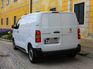 Peugeot e-Expert Premium L2 75 kWh