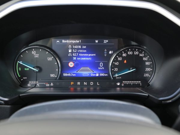 Ford Kuga 2,5 PHEV Titanium X