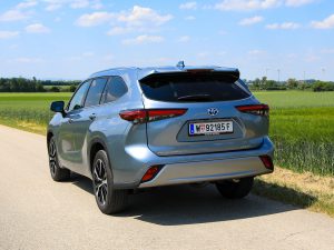 Toyota Highlander 2,5 Hybrid VIP