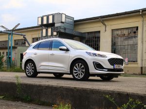 Ford Kuga 2,5 Duratec FHEV Vignale