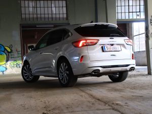 Ford Kuga 2,5 Duratec FHEV Vignale