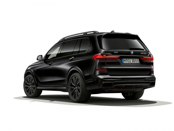 P90428344 highRes bmw x7 edition in fr