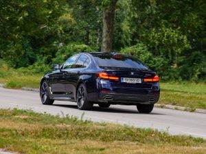 BMW 545e xDrive