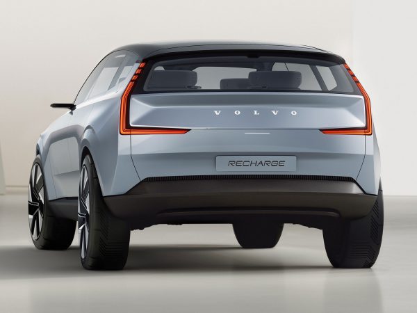 Volvo Concept Recharge 2021 02