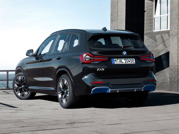 BMW ix3 Facelift 2021 02