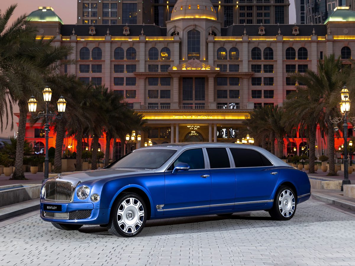 Bentley Mulsanne Grand Limousine 2021 01