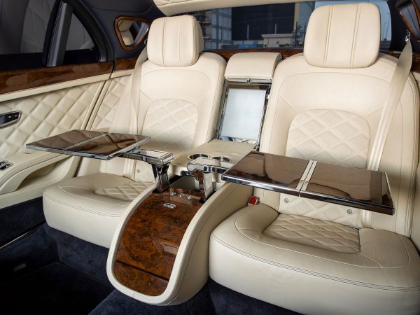 Bentley Mulsanne Grand Limousine 2021 05