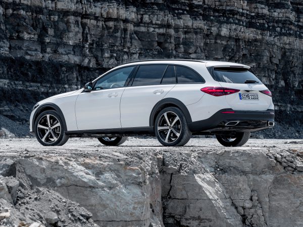 Mercedes C AllTerrain 2021 02