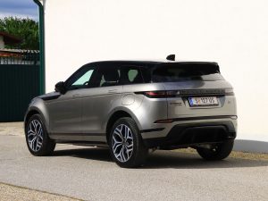 Range Rover Evoque R-Dynamic SE P300e