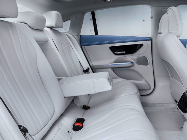 Mercedes EQE 2021 05