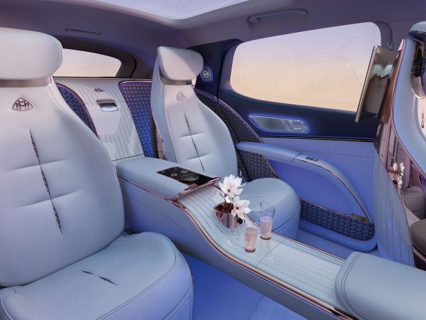 Mercedes Maybach Concept EQS 2021 05
