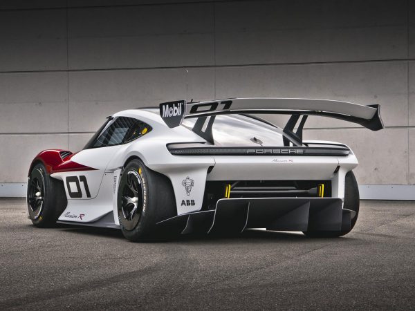 Porsche Mission R 2021 02