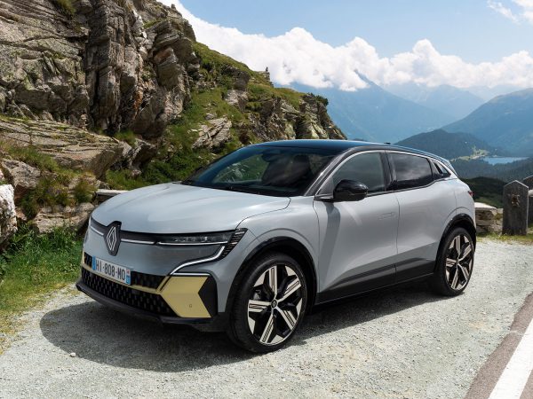 Renault Megane Electric 2021 08