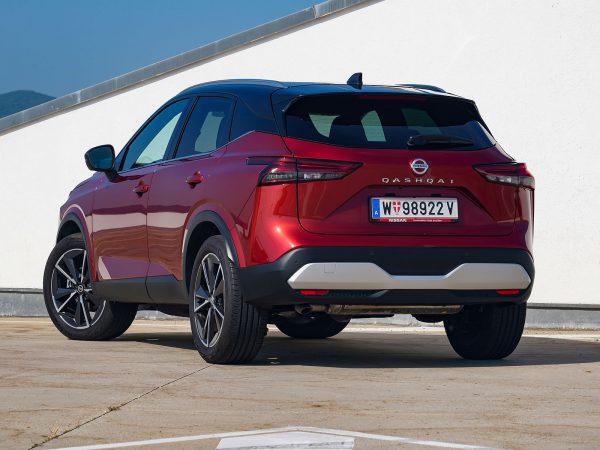 Nissan Qashqai Tekna+ 1,3 DIG-T Mild-Hybrid