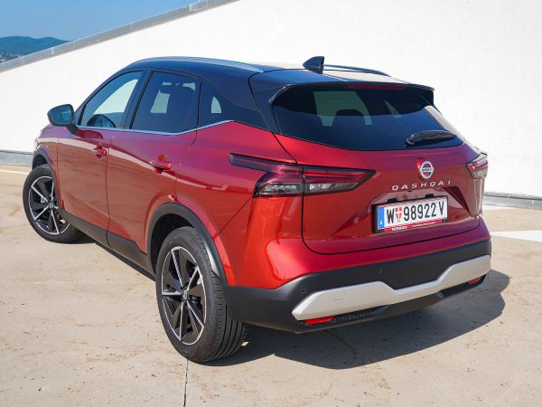 Nissan Qashqai Tekna+ 1,3 DIG-T Mild-Hybrid