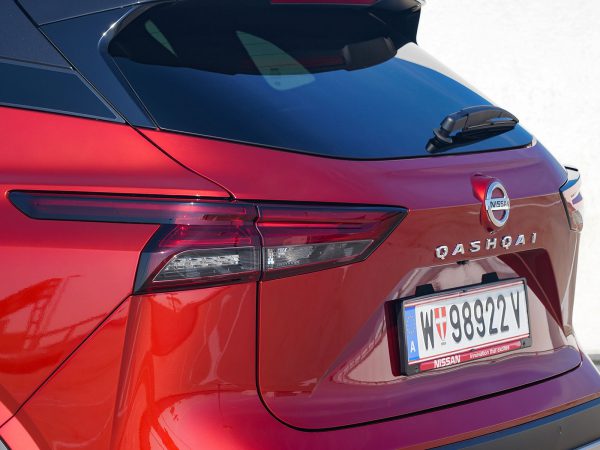 Nissan Qashqai Tekna+ 1,3 DIG-T Mild-Hybrid